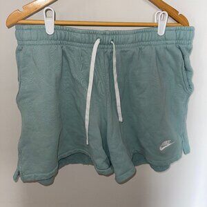 Nike XXL shorts